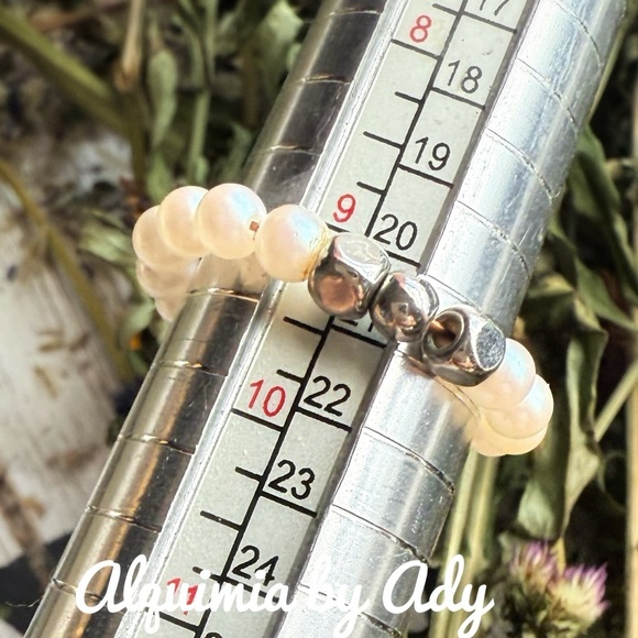 Pearls and silver beaded ring - Picture 2 of 2